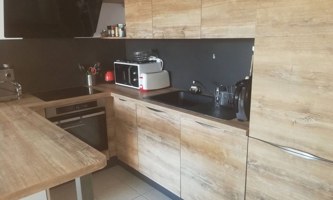 Aiguelongue Apartment | Vacation 20 minutes from the sea in Montpellier near the center, secure parking