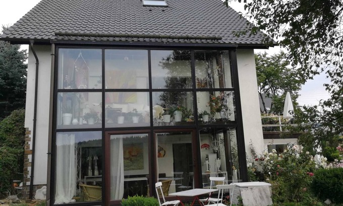 Marienberg Apartment | Vacation apartment for art lovers in Pobershau "Picasso with conservatory"