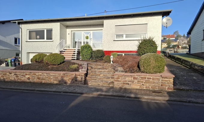 Dorsdorf Resort | Vacation also with a larger group! Two vacation homes right next to each other