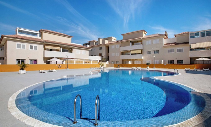 Puerto de Guimar Apartment | Vacation Apartment 'Casa Oramas Il' with Shared Pool, Private Terrace and Wi-Fi
