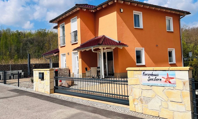 Mucheln House | Vacation apartment in the vacation home "Seestern" Marina Mücheln am Geiseltalsee