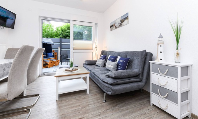Neuharlingersiel Apartment | Vacation apartment/apartment for 5 guests with 43m² in Neuharlingersiel (145316)