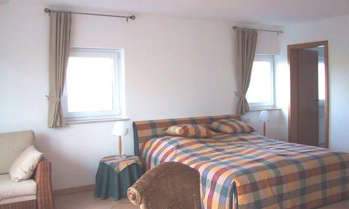 Maring-Noviand Bed & Breakfast | Vacation apartment - Wine and guest house Fries