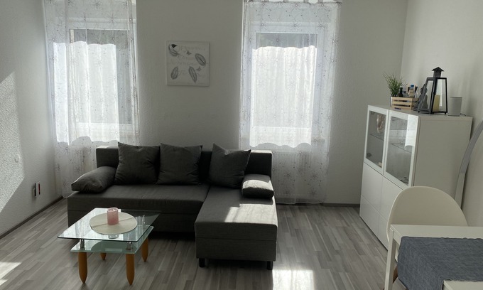 Sankt Goarshausen Apartment | Vacation apartment with a view of Katz Castle near the Loreley