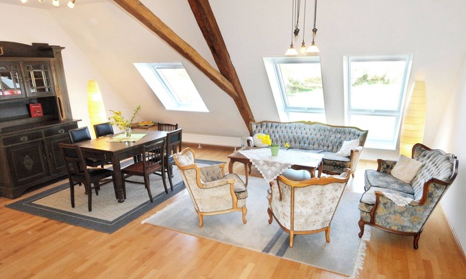 Ipsheim Apartment | Vacation apartment (90sqm) on the second floor