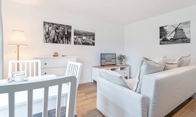 Grebin Apartment | Vacation apartment/apartment for 4 guests with 46m² in Grebin (294681)