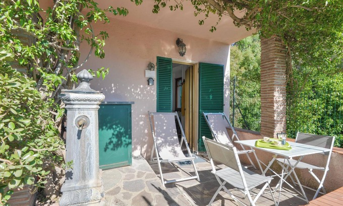 Rio Marina House | Vacation Apartment "Casa Vacanze Iosè" with Sea View