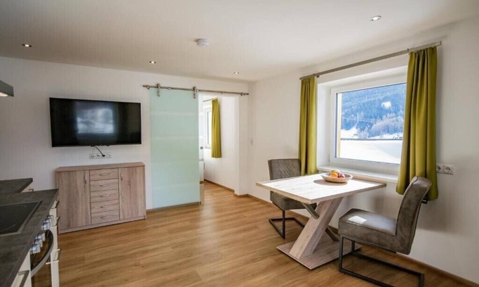 Trins Apartment | Vacation apartment Cafe Max Top 2