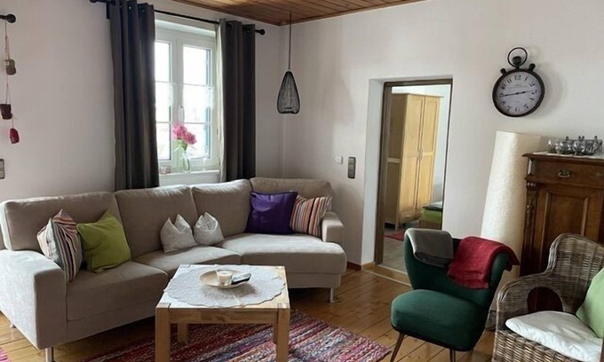 Rattelsdorf Apartment | Vacation apartment (95sqm) with balcony