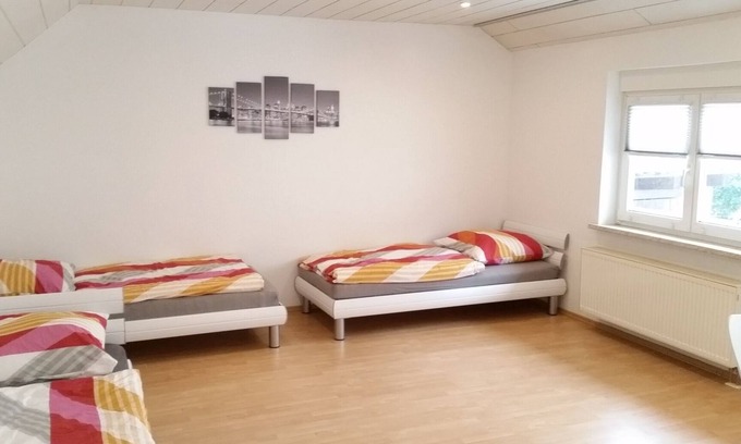 Seitzenhahn Apartment | Vacation apartment and fitter's apartment zum Wiesengrund with parking facilities