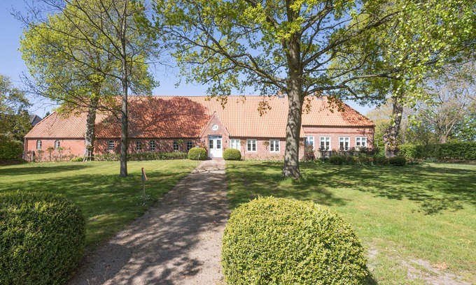 Rodemis Apartment | Vacation apartment Hof Angelbur in Husum for up to 2 people