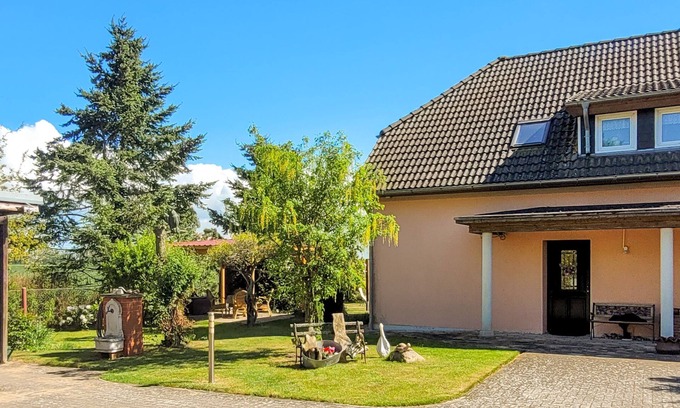 Martensdorf Apartment | Vacation apartment Lüssow