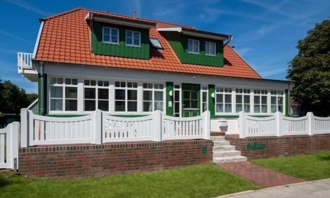 Spiekeroog Apartment | Vacation apartment Lasse in Haus Bullerbü