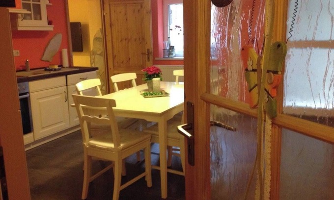 Lauta Apartment | Vacation apartment Unter den Linden zum Lausitzer Seenland - pet-free + non-smoking