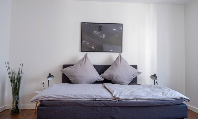 Guels Apartment | Vacation at the winery - vacation apartment "Bienengarten" in Koblenz