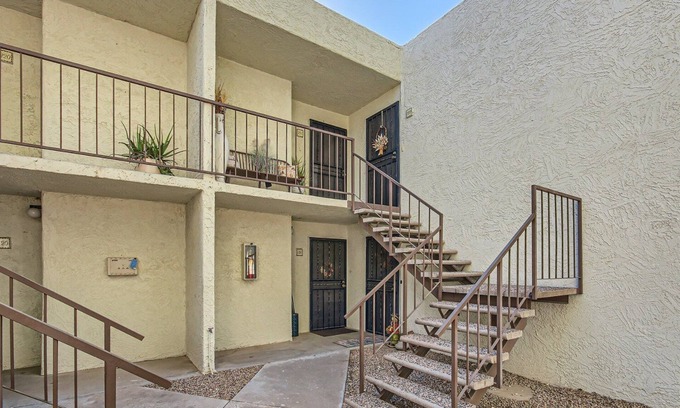 Saddletree Apartment | Vacation Condo in Central Scottsdale/Paradise Valley with Great Walkability