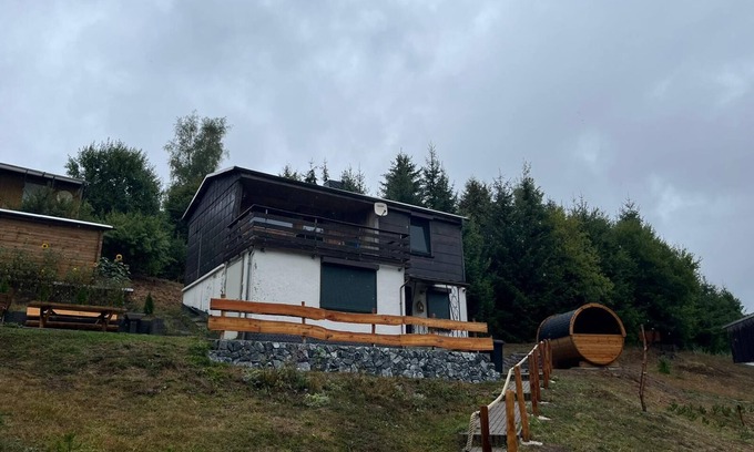 Stutzerbach House | Vacation cottage in a quiet location for nature lovers (4 persons)
