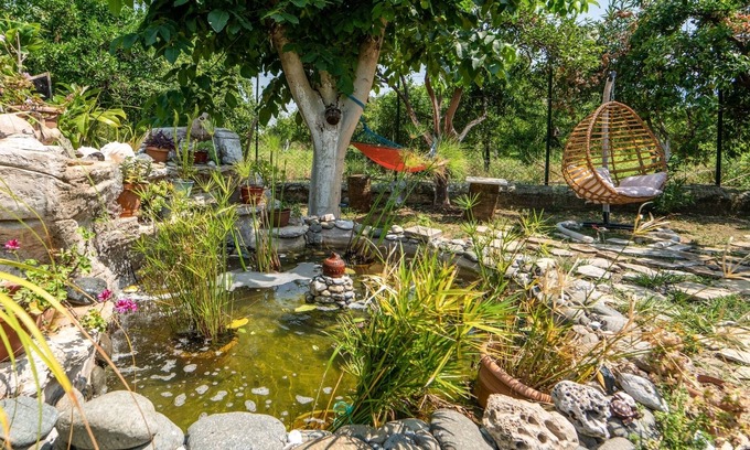 Koycegiz Apartment | Vacation Flat w Garden Patio BBQ in Dogusbelen