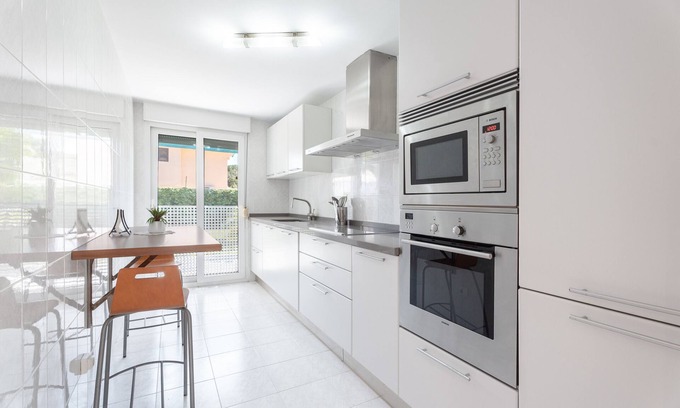 Canet de Berenguer House | Vacation Home "Chalet Itsaso" with Terrace & A/C