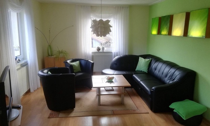 Oberthulba Apartment | Vacation home (104sqm) with garden