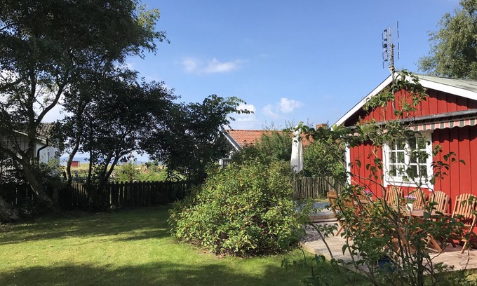 Lervik House | Vacation home: 60 m from the sandy beach and nature reserve