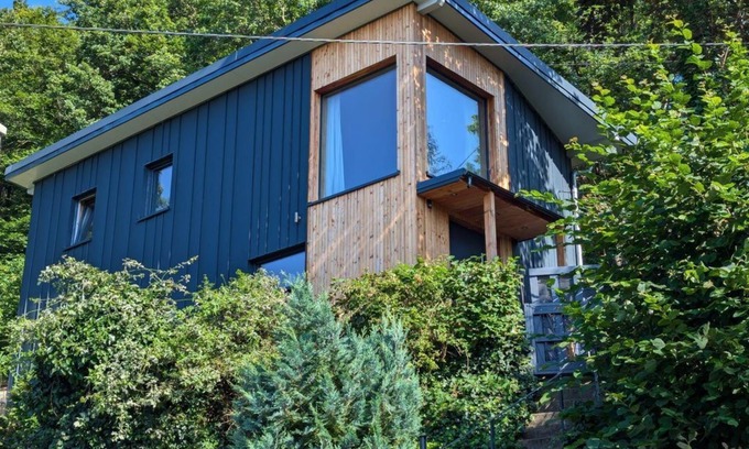 Schalkenbach House | Vacation home Am Baumwipfel - Holiday home, shower, WC, 2 bedrooms