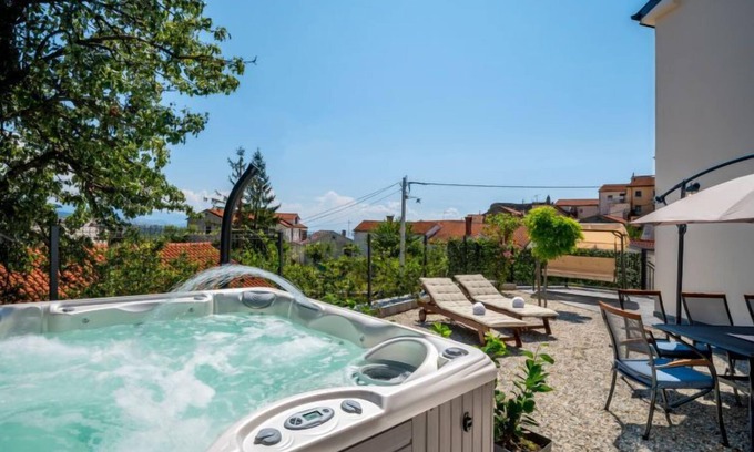 Kastav House | Vacation home Amberg by Interhome