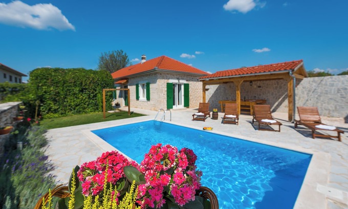 Puljane House | Vacation home Ana with pool in Krka National Park - Šibenik-Knin County- Croatia