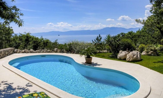 Zurkovo House | Vacation home Anamia by Interhome
