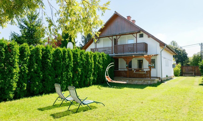 Zamardi House | Vacation home Aurora by Interhome