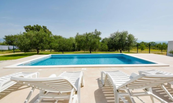 Podgradina House | Vacation home Elena by Interhome