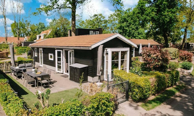 Hulshorst House | Vacation home for 4 guests with 50m² in Hulshorst (295818)