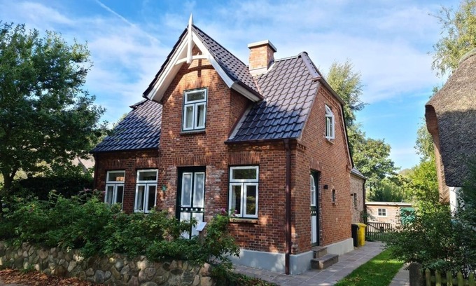 Nieblum House | Vacation home for 4 guests with 90m² in Nieblum (146528)