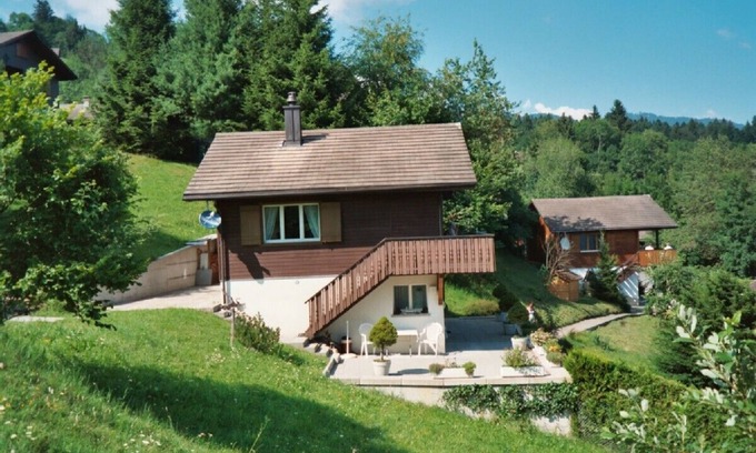 Giswil Ski Chalet | Vacation home in a quiet and sunny location