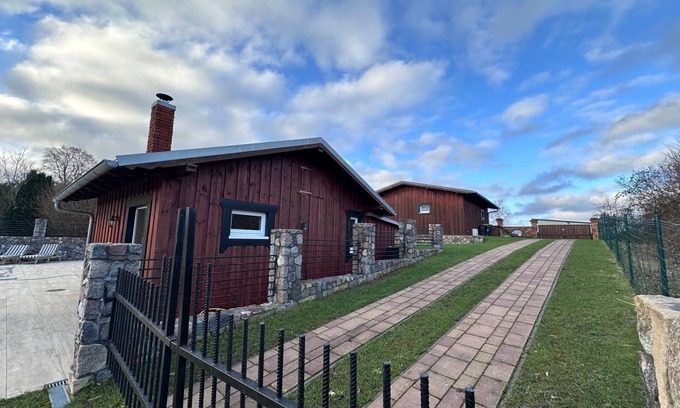 Dolgen am See House | Vacation home MILA - with pool, sauna, whirlpool, 5000 square meters of private grounds and