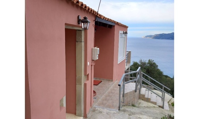 Pentati House | Vacation Home "Pantheon House" with Sea View, Balcony & Wi-Fi