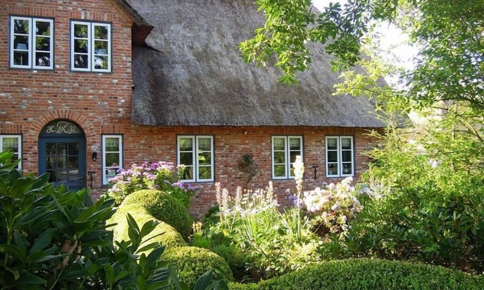 Schobull House | Vacation home Reethus Schobüll in Husum for up to 4 people