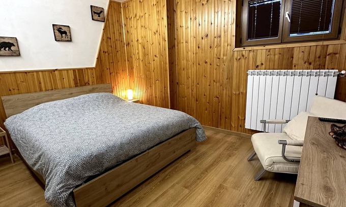 Roccaraso House | Vacation Home "Residence Fonte Eremita" with Mountain View, Shared Garden & Wi-Fi
