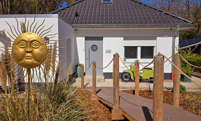 Wiefelstede House | Vacation home Seehaus am Wald