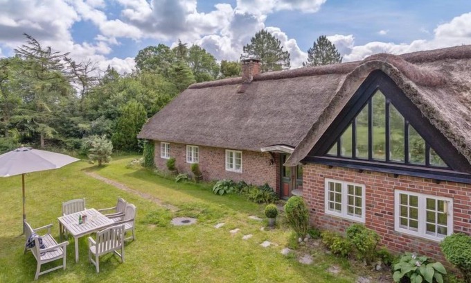Bredebro House | Vacation home "Shenoa" - 15km from the sea in Western Jutland in Bredebro - 6 persons, 3 bedrooms