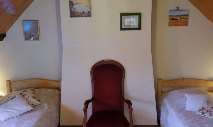 Chateaulin House | Vacation home Stang Forn in Chateaulin - 4 persons, 2 bedrooms