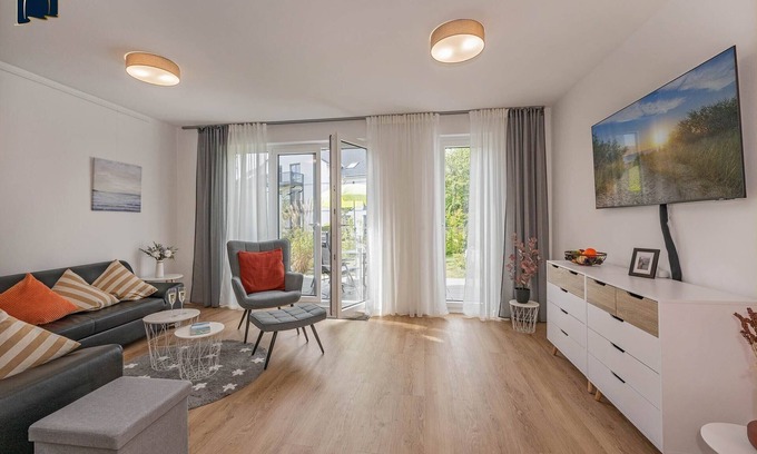 Koelpinsee House | Vacation home Strandrose only 800m to the beach - ideal for families