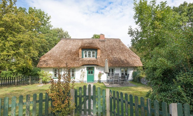 Ostenfeld House | Vacation home under thatch in Ostenfeld for up to 6 people