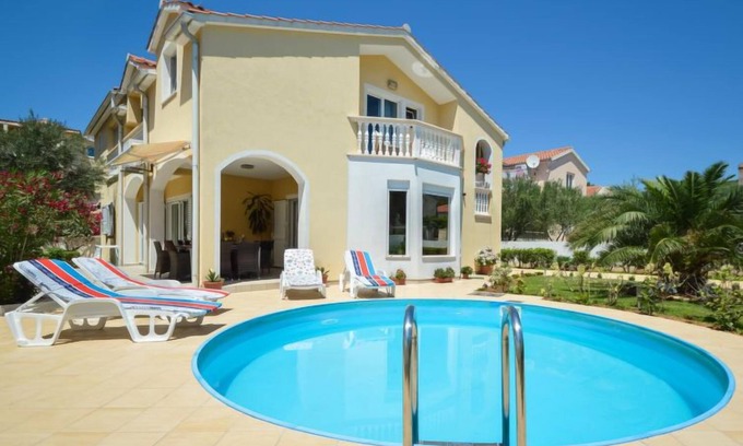 Tribunj House | Vacation home Valdor by Interhome