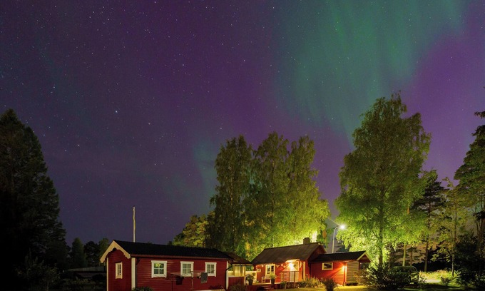 Ed House | Vacation home with a view of the lake, family-friendly, free WLAN