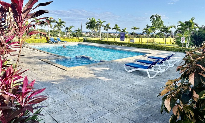 Falmouth House | Vacation Home 5 minutes from the beach