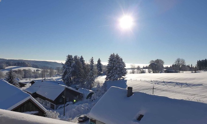 Schonenbach Apartment | Vacation with us at home