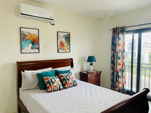 Discovery Bay House | VaeTropicalParadise Free Puerto Seco Beach Access