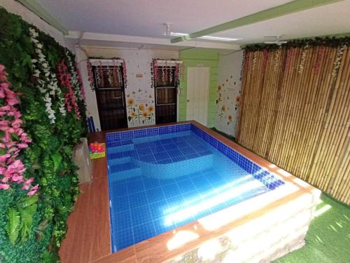 Clark Apartment | Vahay Verde