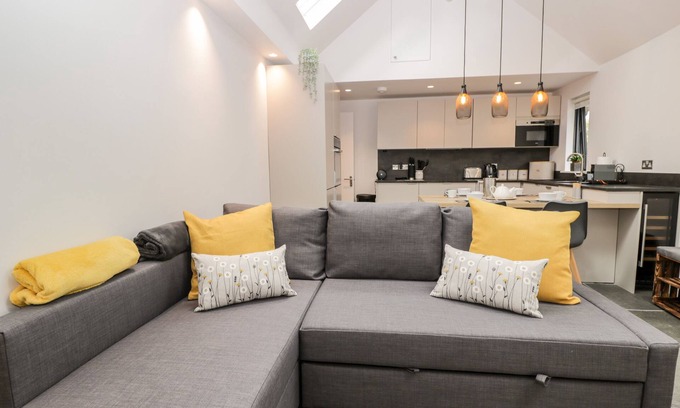 Pewsey Cottage | Vale Lodge